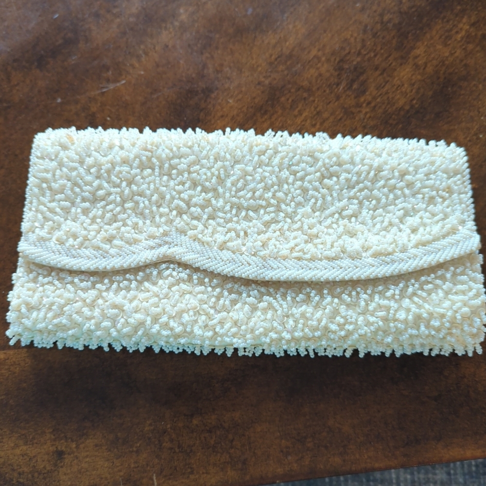 Vintage 60s La Regale Off White Beaded Envelope Clutch w/ Iridescent Sequins